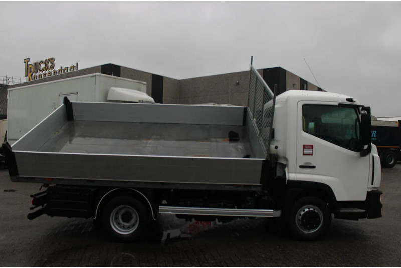 Renault D 150 + 3SIDE TIPPER + EURO 6 + PERFECT!!! 186KM - Kipper: das Bild 2 Renault D 150 + 3SIDE TIPPER + EURO 6 + PERFECT!!! 186KM - Kipper: das Bild 2
