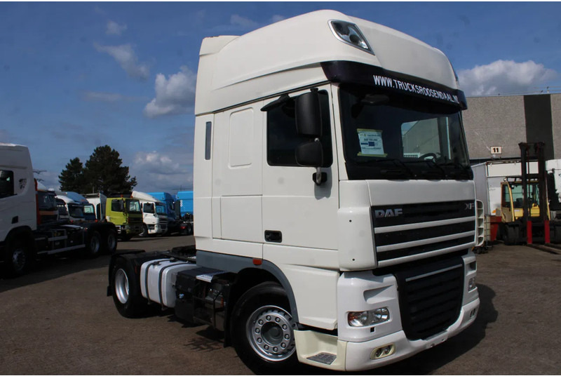 DAF XF 105.460 + EURO 5 + - Sattelzugmaschine: das Bild 3 DAF XF 105.460 + EURO 5 + - Sattelzugmaschine: das Bild 3