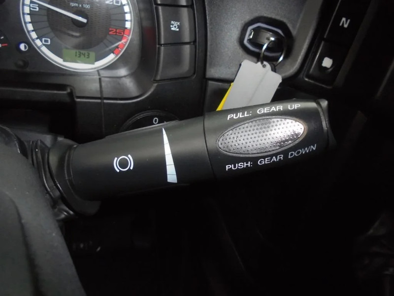 Sattelzugmaschine Iveco S-WAY 460+ Euro 6 + LNG + CNG + Retarder: das Bild 18