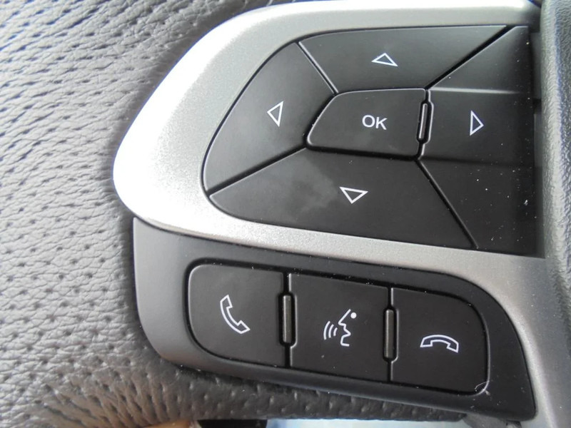 Sattelzugmaschine Iveco S-WAY 460+ Euro 6 + LNG + CNG + Retarder: das Bild 15