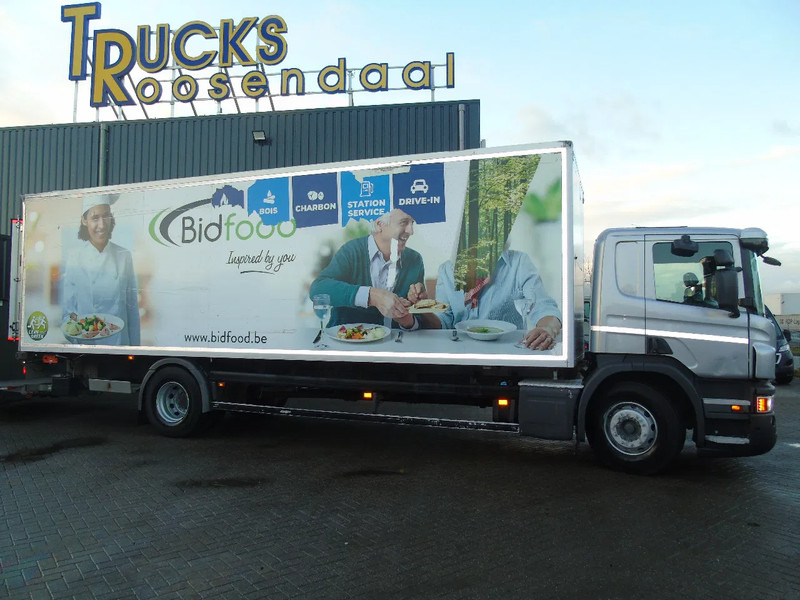 Scania P 310 + EURO 5 + LIFT + 19T - Koffer LKW: das Bild 2 Scania P 310 + EURO 5 + LIFT + 19T - Koffer LKW: das Bild 2