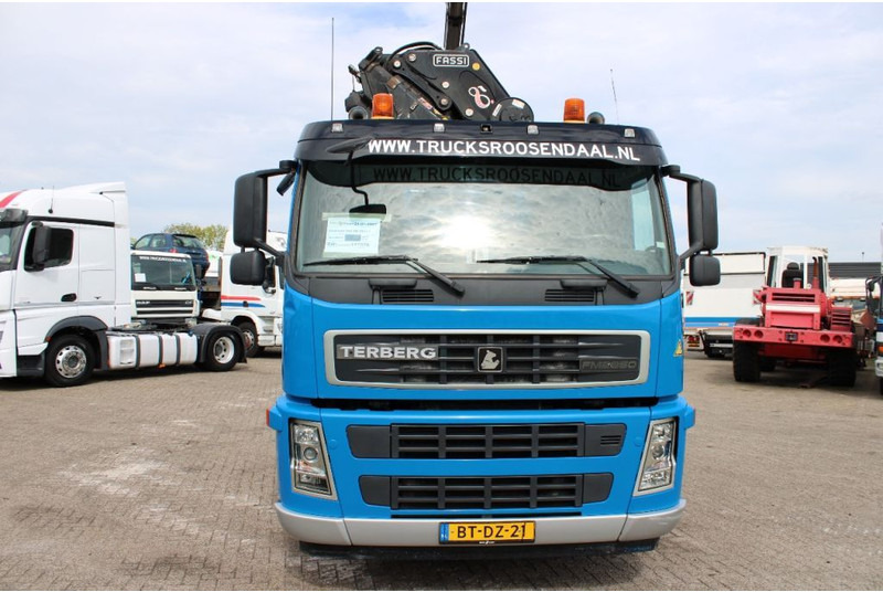Terberg FM 2850 hiab 200c + 10x4 + fully functional + euro 5 - Autokran: das Bild 4 Terberg FM 2850 hiab 200c + 10x4 + fully functional + euro 5 - Autokran: das Bild 4