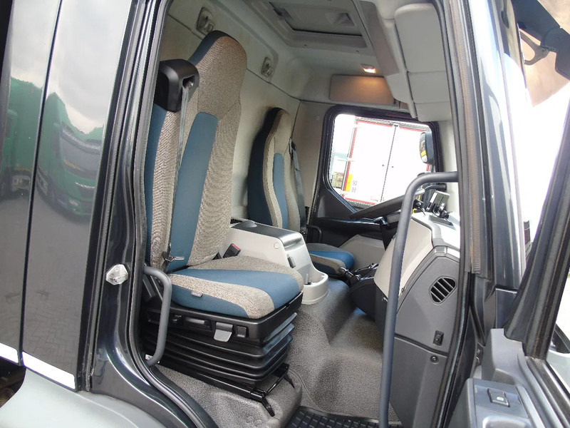 Koffer LKW Volvo FL 10.210 + EURO 6 + LIFT: das Bild 12