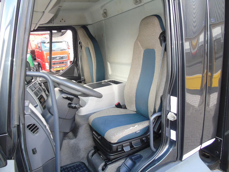 Koffer LKW Volvo FL 10.210 + EURO 6 + LIFT: das Bild 13