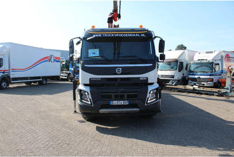 Volvo FMX 420 + PALFINGER 34002 SH F + 8X4 + EURO 6 + STEERING - Autokran: das Bild 4 Volvo FMX 420 + PALFINGER 34002 SH F + 8X4 + EURO 6 + STEERING - Autokran: das Bild 4