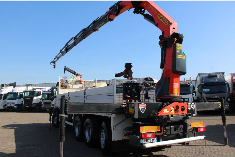 Volvo FMX 420 + PALFINGER 34002 SH F + 8X4 + EURO 6 + STEERING - Autokran: das Bild 2 Volvo FMX 420 + PALFINGER 34002 SH F + 8X4 + EURO 6 + STEERING - Autokran: das Bild 2
