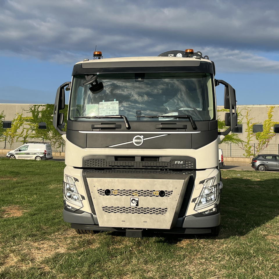 Volvo FM84RF3A - Pritsche LKW, Autokran: das Bild 2 Volvo FM84RF3A - Pritsche LKW, Autokran: das Bild 2