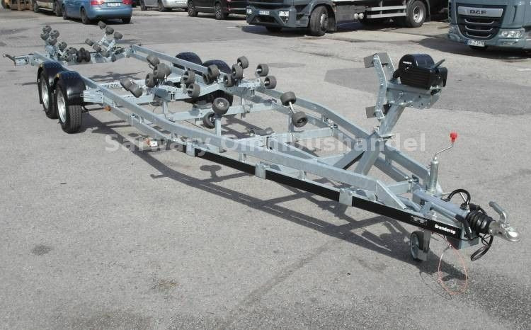 Brenderup Premiun 303500-SRX Bootsanhänger 3500 KG,Boot 9m - Bootstrailer: das Bild 1 Brenderup Premiun 303500-SRX Bootsanhänger 3500 KG,Boot 9m - Bootstrailer: das Bild 1