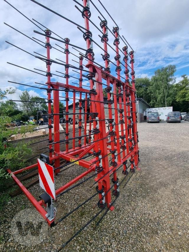 Brix STR 720 H StrawMax-P - Wiesenstriegel: das Bild 2 Brix STR 720 H StrawMax-P - Wiesenstriegel: das Bild 2