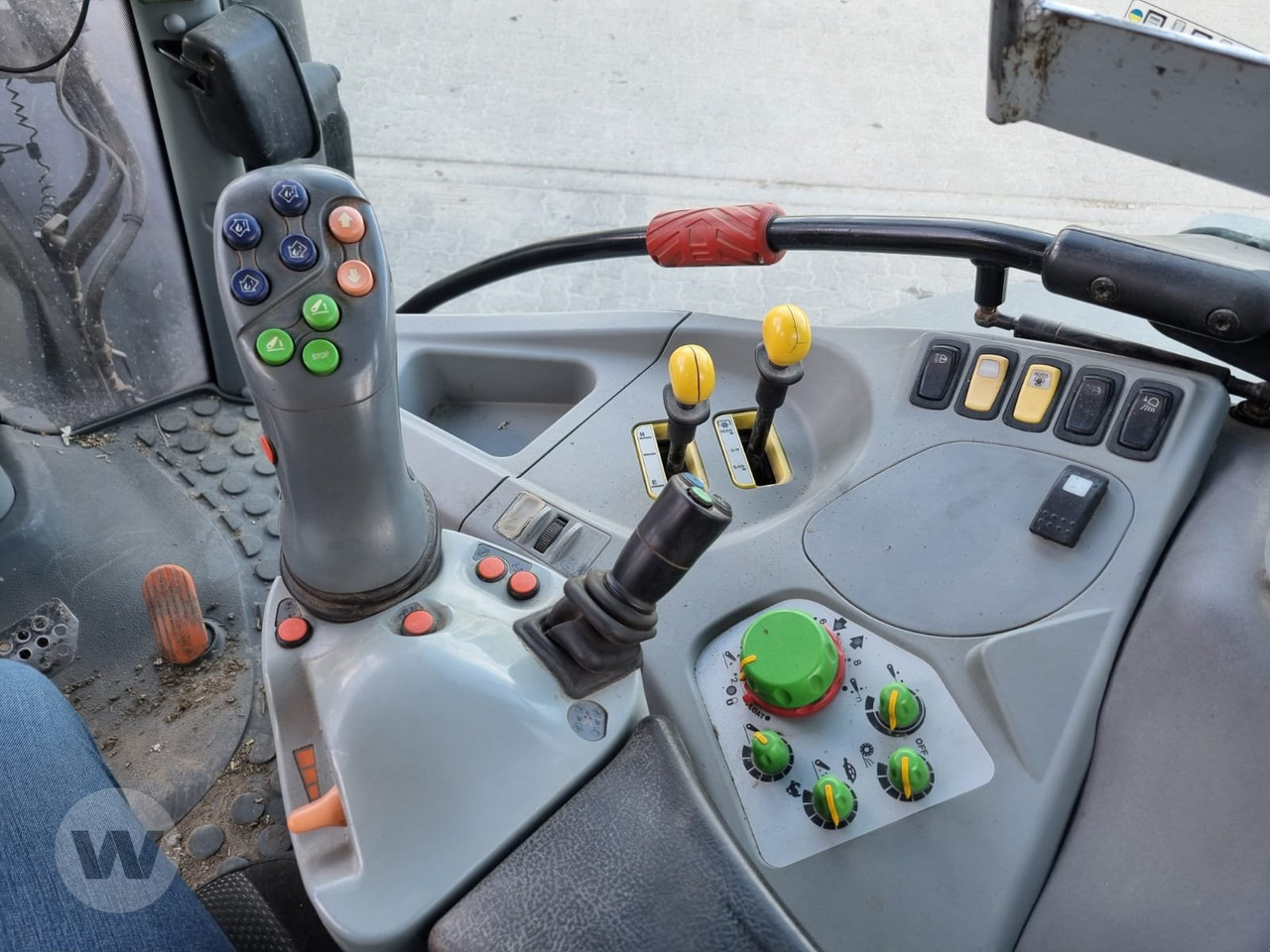 Deutz Agrotron TTV 620 - Traktor: das Bild 5 Deutz Agrotron TTV 620 - Traktor: das Bild 5
