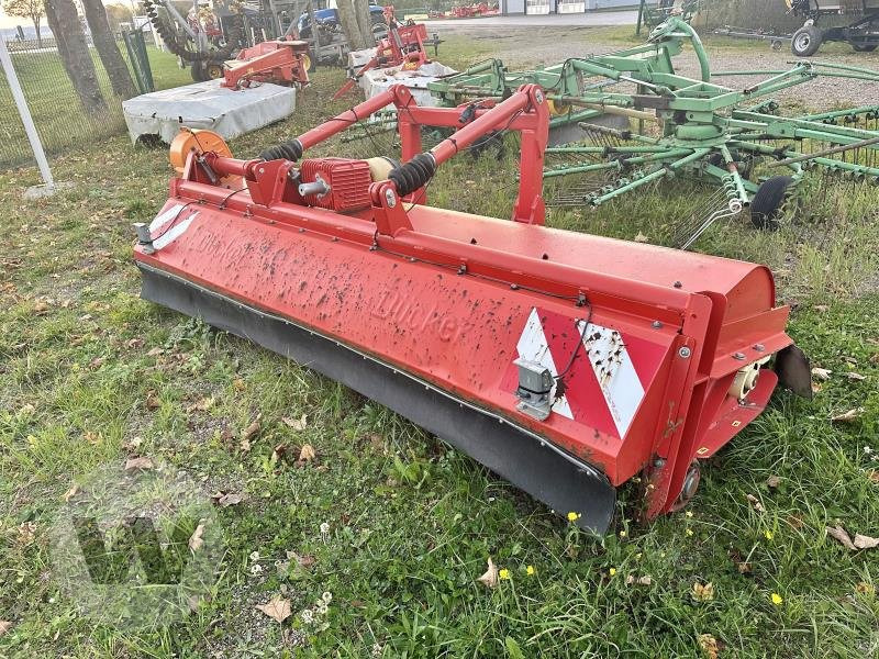 Dücker UM 30 - Schlegelmäher/ Mulcher: das Bild 2 Dücker UM 30 - Schlegelmäher/ Mulcher: das Bild 2