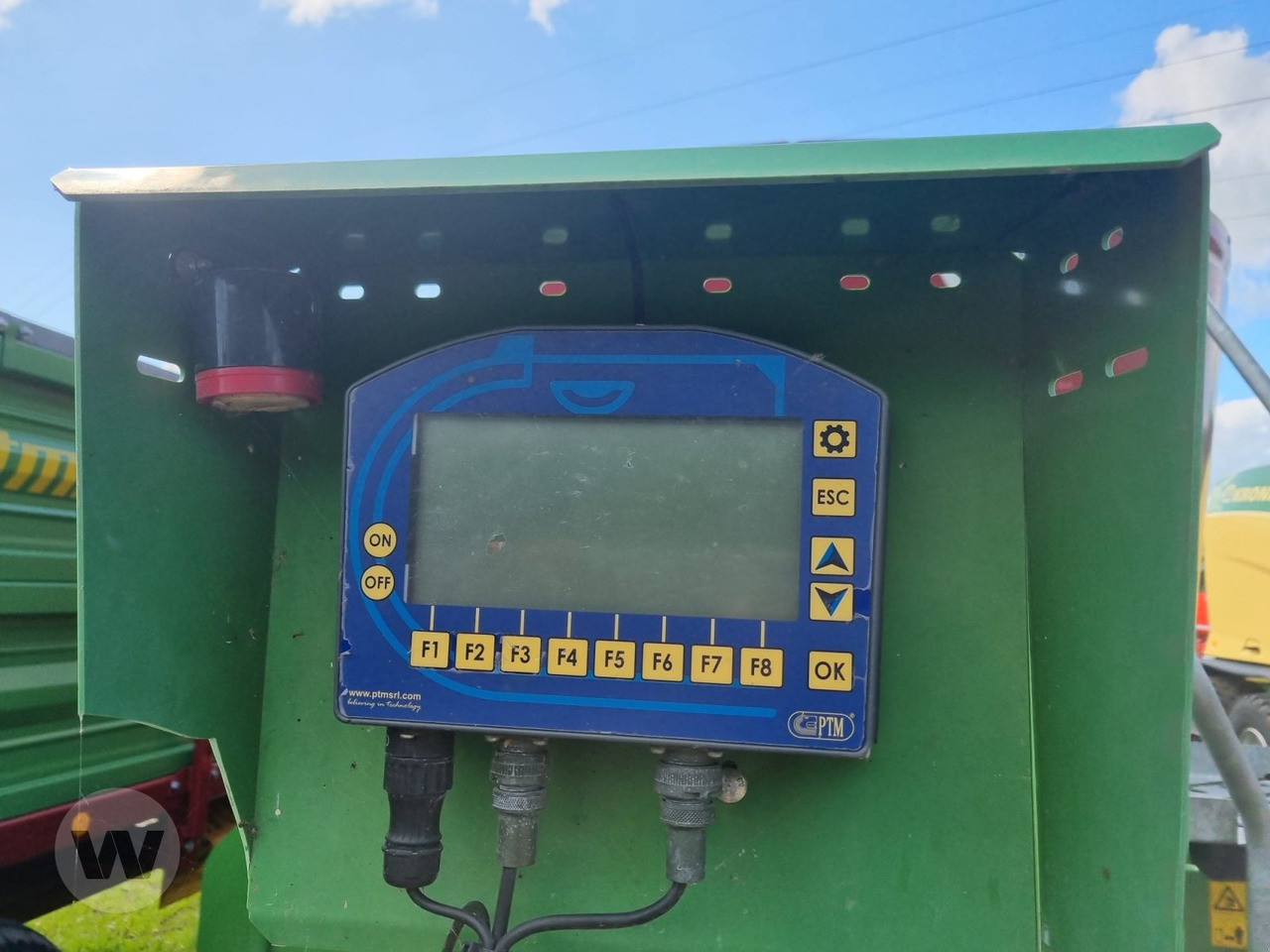 Strautmann Verti Mix 2401 Double - Futtermischwagen: das Bild 2 Strautmann Verti Mix 2401 Double - Futtermischwagen: das Bild 2