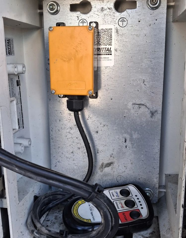 Reisch Ruchoma Podłoga 8mm - Schubboden Auflieger: das Bild 4 Reisch Ruchoma Podłoga 8mm - Schubboden Auflieger: das Bild 4