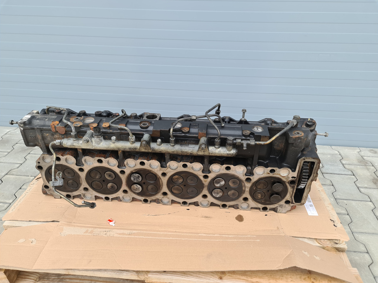 MAN TGX TGA / CYLINDER HEAD / D20 ENGINE / EURO 3 4 5 / WORLDWIDE DELIVERY - Zylinderkopf: das Bild 1 MAN TGX TGA / CYLINDER HEAD / D20 ENGINE / EURO 3 4 5 / WORLDWIDE DELIVERY - Zylinderkopf: das Bild 1