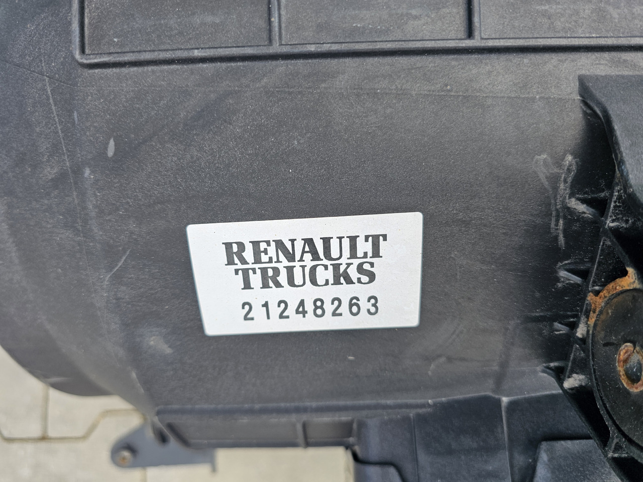 RENAULT RANGE T / AIR FILTER HOUSING / 21248263 - Luftfilter: das Bild 3 RENAULT RANGE T / AIR FILTER HOUSING / 21248263 - Luftfilter: das Bild 3