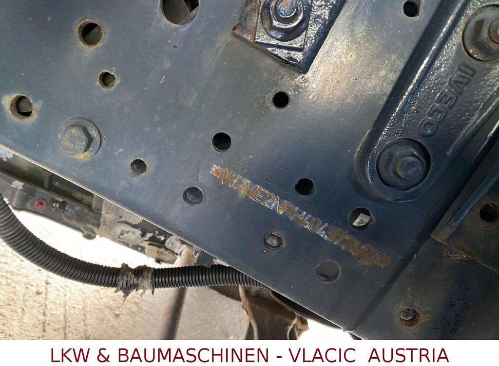 Iveco Stralis 360 Kran HIAB 166 4xHydr. Ladung 6,20m Iveco Stralis 360 Kran HIAB 166 4xHydr. Ladung 6,20m - Pritsche LKW, Autokran: das Bild 3 Iveco Stralis 360 Kran HIAB 166 4xHydr. Ladung 6,20m Iveco Stralis 360 Kran HIAB 166 4xHydr. Ladung 6,20m - Pritsche LKW, Autokran: das Bild 3