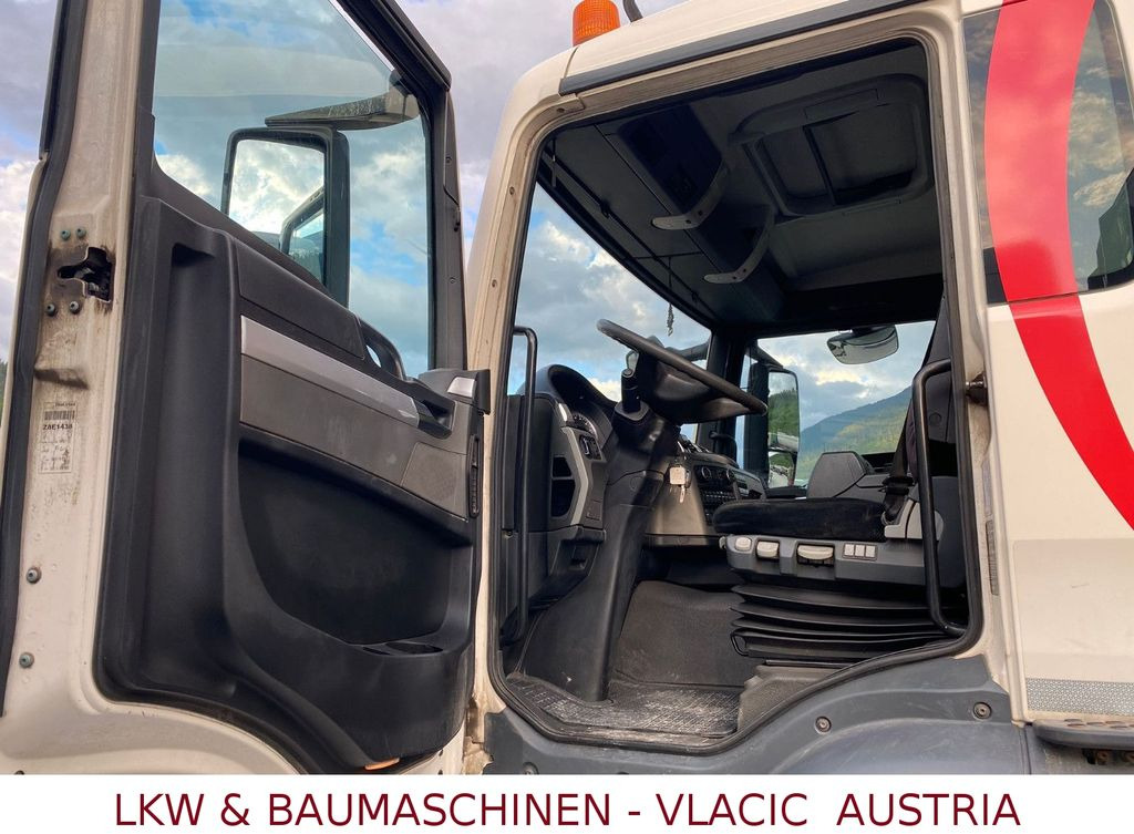 MAN TGS 33.440 (6x4) EEV Abrollkipper MAN TGS 33.440 (6x4) EEV Abrollkipper - Abrollkipper: das Bild 3 MAN TGS 33.440 (6x4) EEV Abrollkipper MAN TGS 33.440 (6x4) EEV Abrollkipper - Abrollkipper: das Bild 3