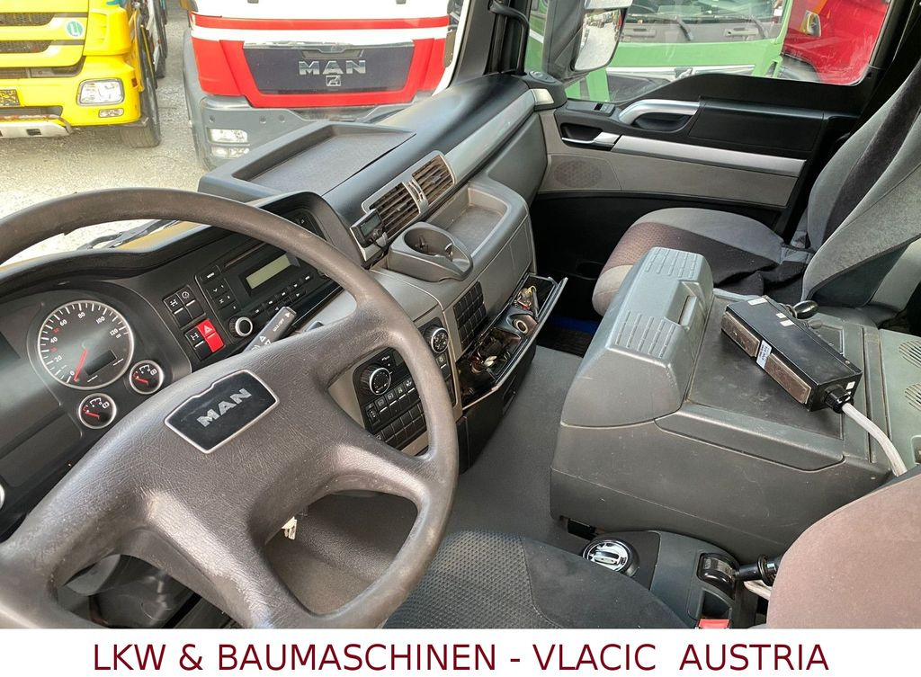 MAN TGS 33.440 (6x4) EEV Abrollkipper MAN TGS 33.440 (6x4) EEV Abrollkipper - Abrollkipper: das Bild 5 MAN TGS 33.440 (6x4) EEV Abrollkipper MAN TGS 33.440 (6x4) EEV Abrollkipper - Abrollkipper: das Bild 5