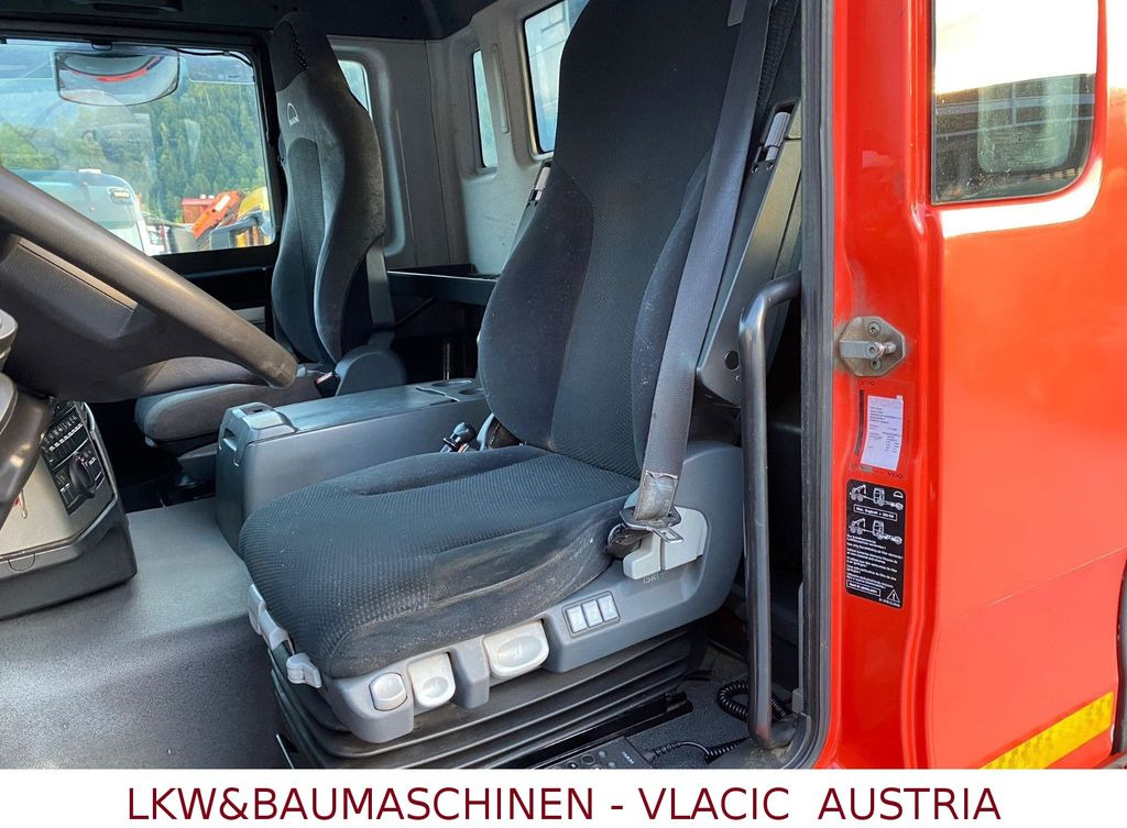 MAN TGS Holztransporter mit Kran Palfinger MAN TGS 33.480 6x6Holztransporter mit Kran Palfinger - Holztransporter, Autokran: das Bild 4 MAN TGS Holztransporter mit Kran Palfinger MAN TGS 33.480 6x6Holztransporter mit Kran Palfinger - Holztransporter, Autokran: das Bild 4