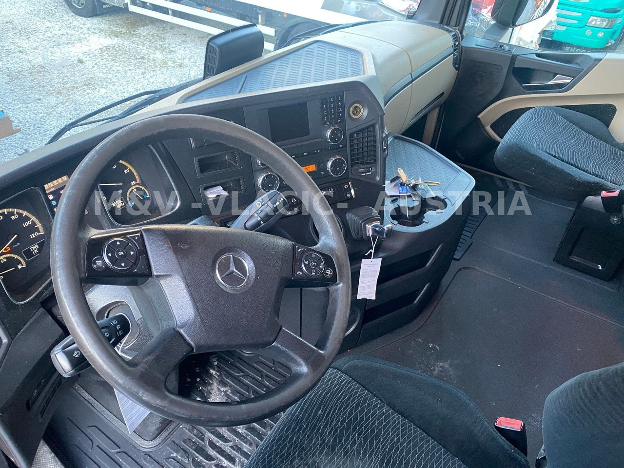 Mercedes-Benz 2542 - Containerwagen/ Wechselfahrgestell LKW: das Bild 5 Mercedes-Benz 2542 - Containerwagen/ Wechselfahrgestell LKW: das Bild 5