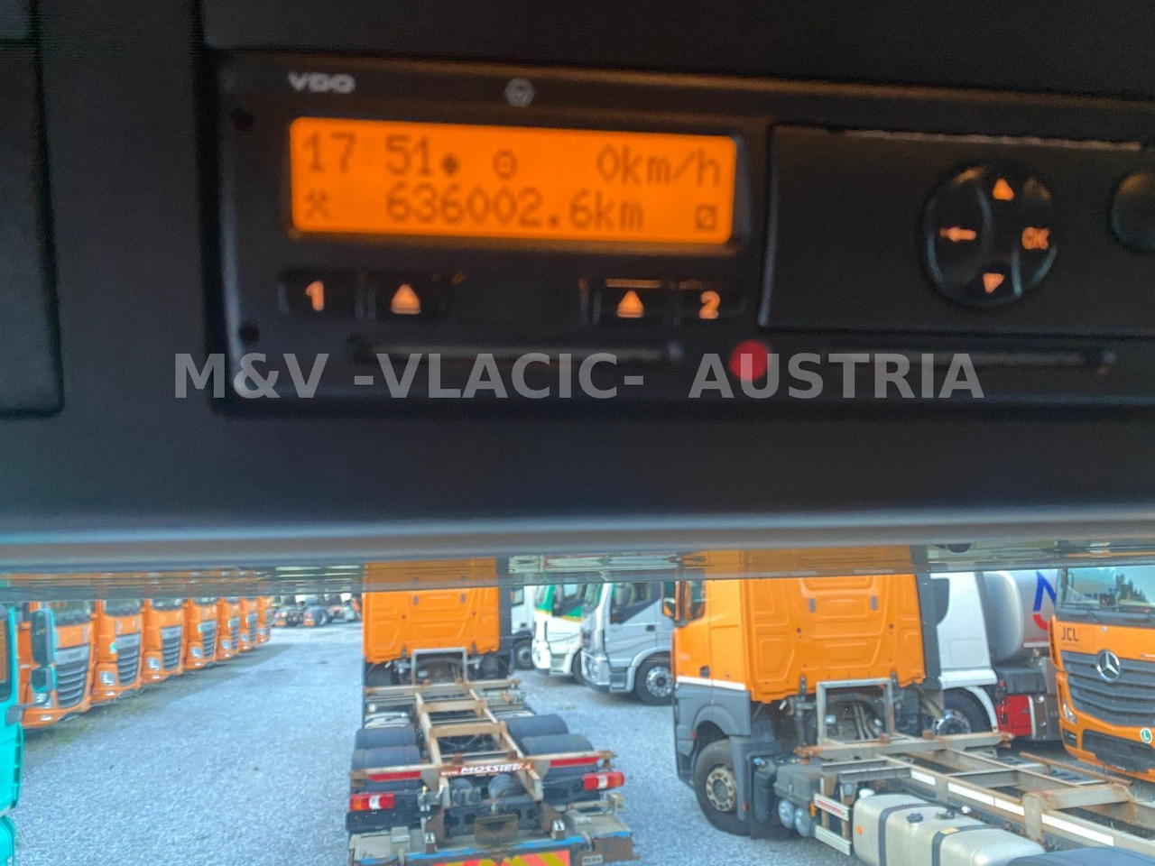 Mercedes-Benz 2542 - Containerwagen/ Wechselfahrgestell LKW: das Bild 5 Mercedes-Benz 2542 - Containerwagen/ Wechselfahrgestell LKW: das Bild 5