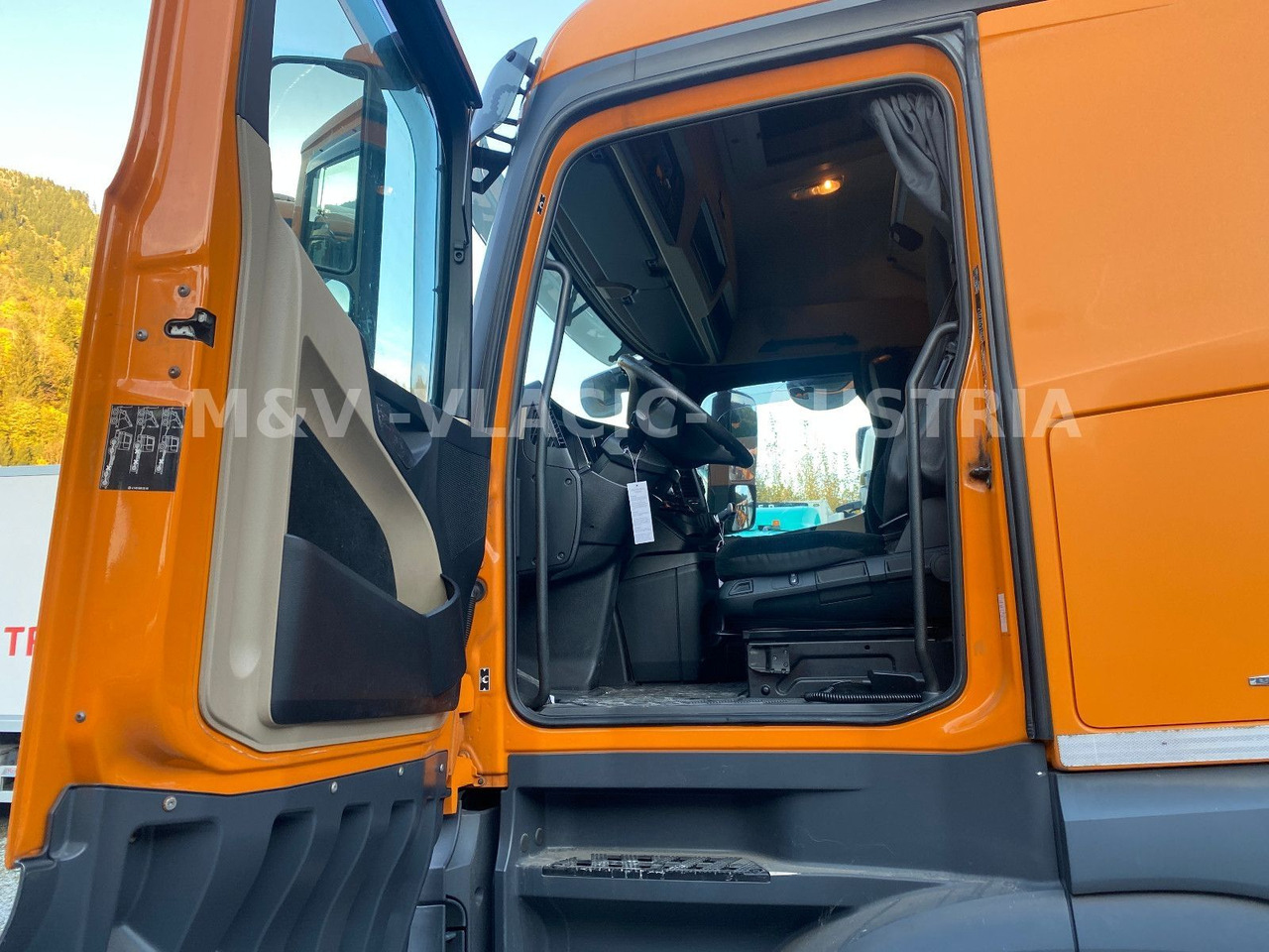 Mercedes-Benz 2542 - Containerwagen/ Wechselfahrgestell LKW: das Bild 3 Mercedes-Benz 2542 - Containerwagen/ Wechselfahrgestell LKW: das Bild 3