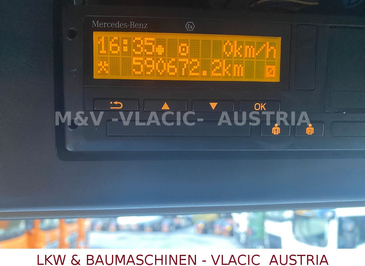 Mercedes-Benz Actros 2545 - Containerwagen/ Wechselfahrgestell LKW: das Bild 4 Mercedes-Benz Actros 2545 - Containerwagen/ Wechselfahrgestell LKW: das Bild 4