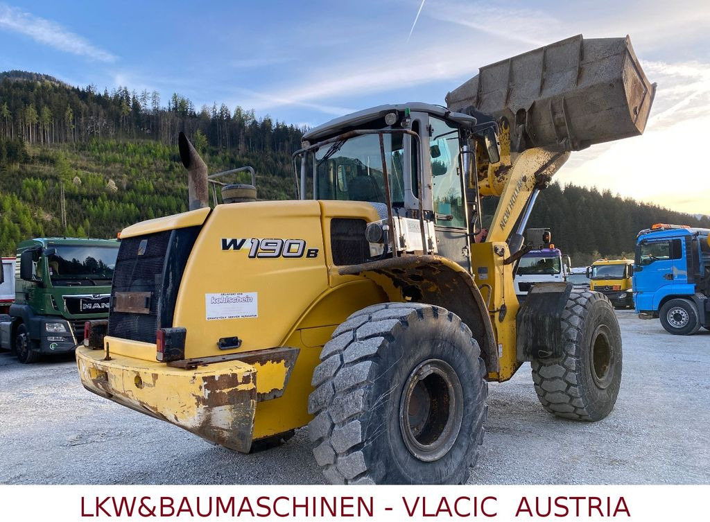 New Holland W190 B - Radlader: das Bild 4 New Holland W190 B - Radlader: das Bild 4