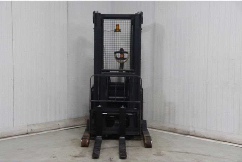 Crown SHR5520-1.13 - Hochhubwagen: das Bild 4 Crown SHR5520-1.13 - Hochhubwagen: das Bild 4