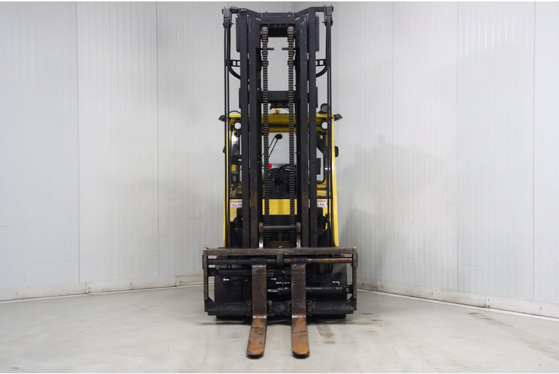 Hyster S7.0FT-8 - Treibgasstapler: das Bild 2 Hyster S7.0FT-8 - Treibgasstapler: das Bild 2