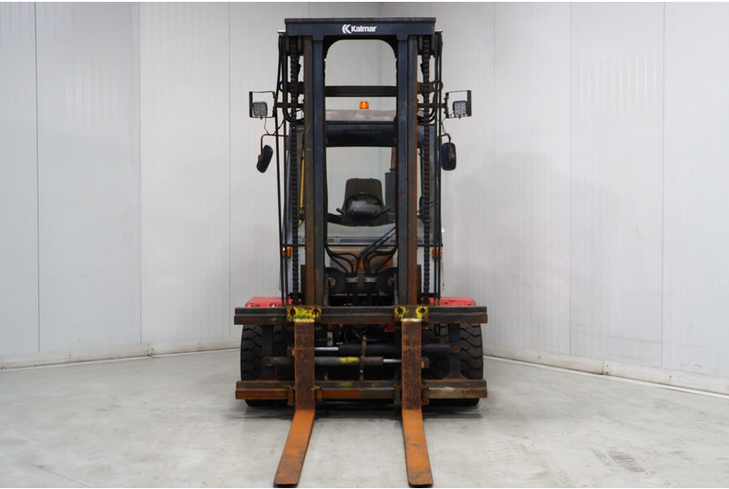 Kalmar DCE80-6 - Dieselstapler: das Bild 3 Kalmar DCE80-6 - Dieselstapler: das Bild 3
