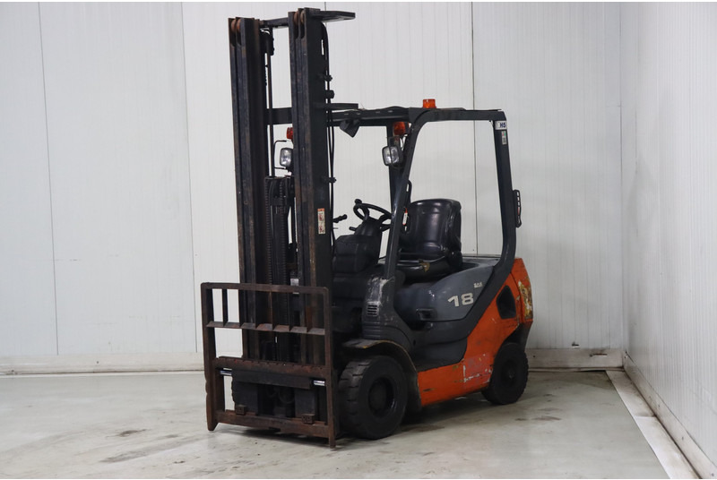 Komatsu FD18T-20 - Dieselstapler: das Bild 4 Komatsu FD18T-20 - Dieselstapler: das Bild 4