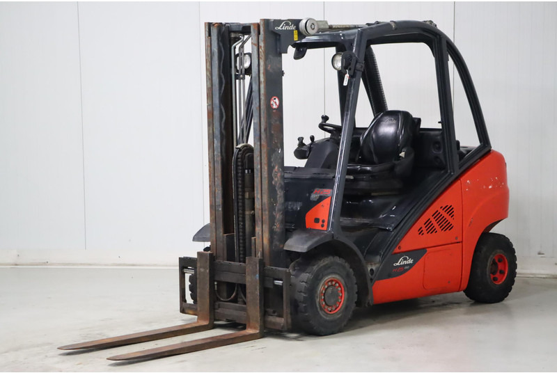 Linde H25D-02 - Dieselstapler: das Bild 3 Linde H25D-02 - Dieselstapler: das Bild 3