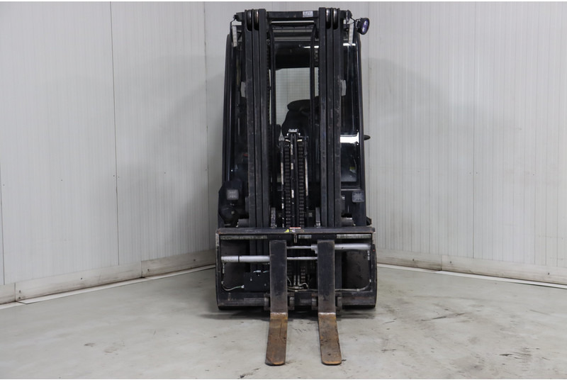 UniCarriers MX35L - Elektrostapler: das Bild 2 UniCarriers MX35L - Elektrostapler: das Bild 2