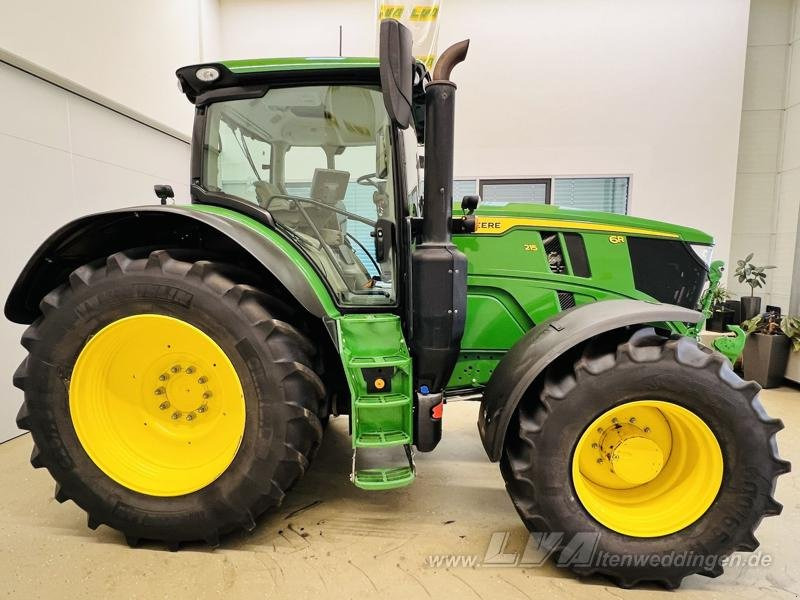 John Deere 6R 215 - Traktor: das Bild 5 John Deere 6R 215 - Traktor: das Bild 5