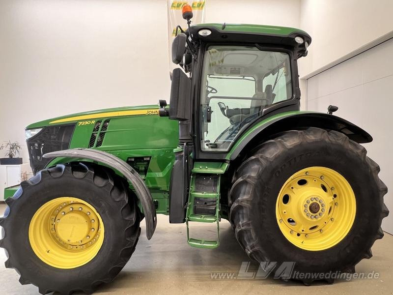 John Deere 7230R - Traktor: das Bild 4 John Deere 7230R - Traktor: das Bild 4
