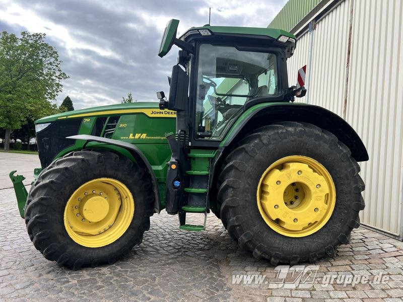 John Deere 7R 310 - Traktor: das Bild 4 John Deere 7R 310 - Traktor: das Bild 4