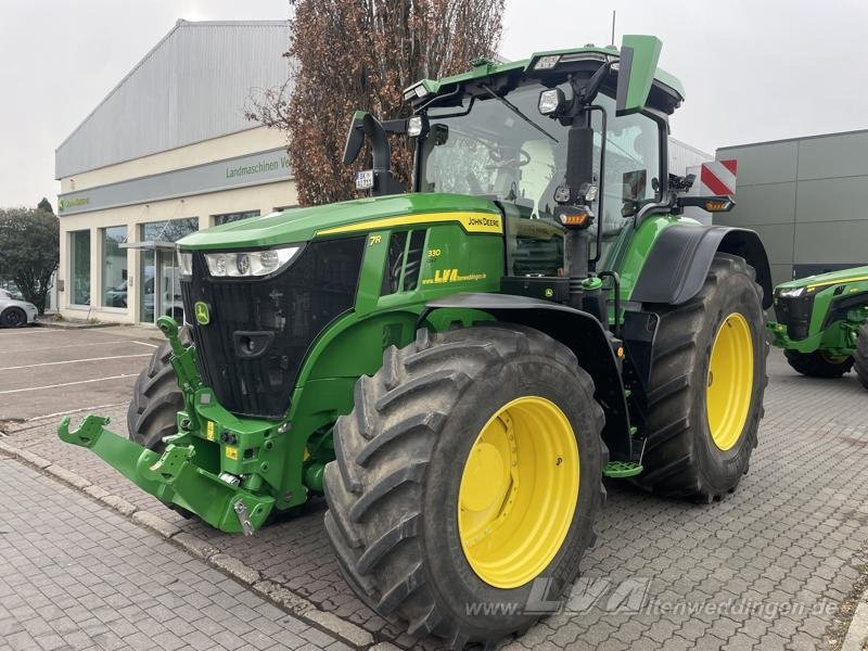 John Deere 7R 330 - Traktor: das Bild 2 John Deere 7R 330 - Traktor: das Bild 2