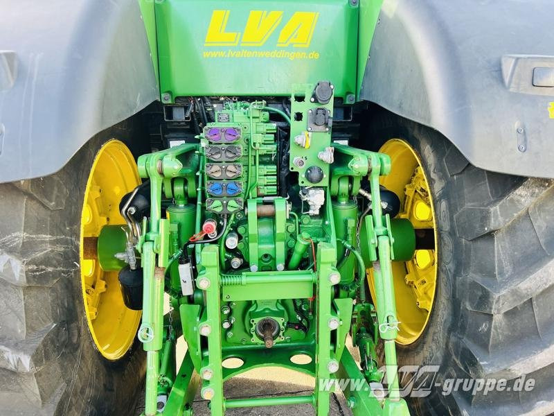 Traktor John Deere 8295R: das Bild 7 Traktor John Deere 8295R: das Bild 7
