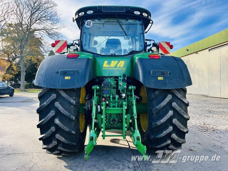 Traktor John Deere 8295R: das Bild 6 Traktor John Deere 8295R: das Bild 6