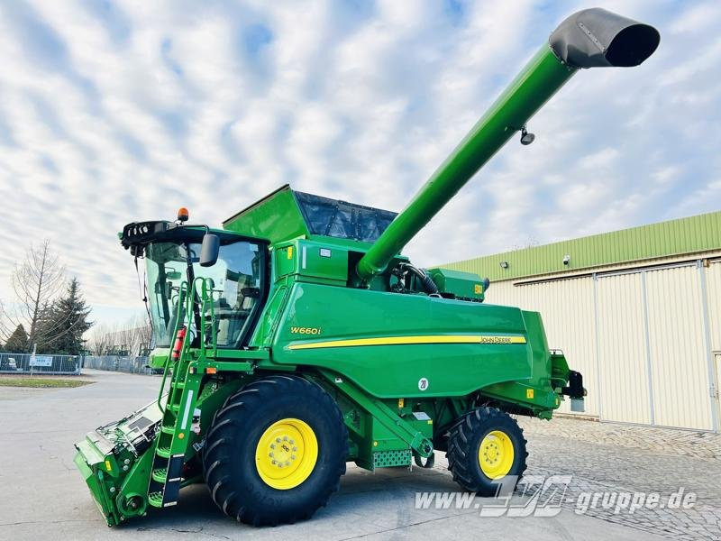 John Deere W660 - Mähdrescher: das Bild 1 John Deere W660 - Mähdrescher: das Bild 1