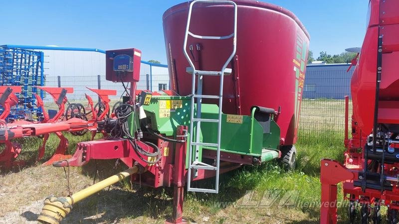 Strautmann Verti-Mix 1451 - Futtermischwagen: das Bild 1 Strautmann Verti-Mix 1451 - Futtermischwagen: das Bild 1