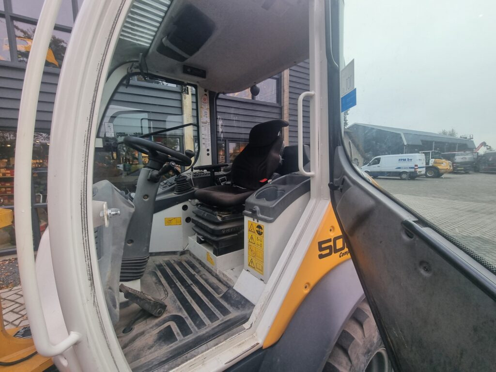 Radlader LIEBHERR L506C: das Bild 19
