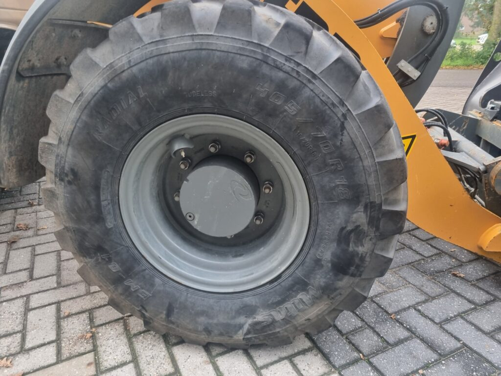 Radlader LIEBHERR L506C: das Bild 11