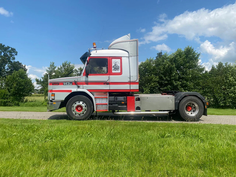 Scania T143-500 V8 | 4x2 | 4350 mm WHEELBASE | TOP CONDITION !!! - Sattelzugmaschine: das Bild 2 Scania T143-500 V8 | 4x2 | 4350 mm WHEELBASE | TOP CONDITION !!! - Sattelzugmaschine: das Bild 2