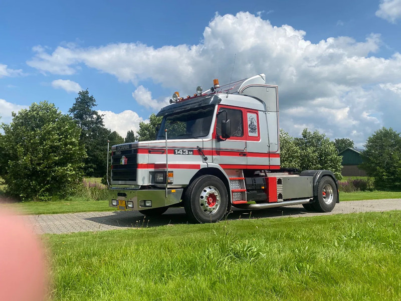 Scania T143-500 V8 | 4x2 | 4350 mm WHEELBASE | TOP CONDITION !!! - Sattelzugmaschine: das Bild 1 Scania T143-500 V8 | 4x2 | 4350 mm WHEELBASE | TOP CONDITION !!! - Sattelzugmaschine: das Bild 1