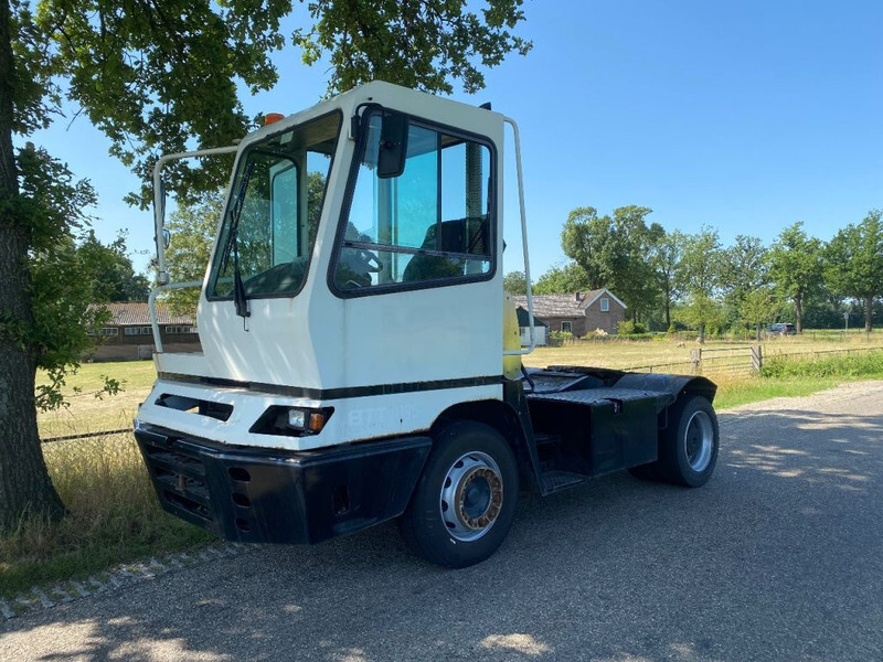 Terberg YT 182 TERMINAL TRUCK | AIRCO | 23826 HOURS | - Terminaltraktor: das Bild 1 Terberg YT 182 TERMINAL TRUCK | AIRCO | 23826 HOURS | - Terminaltraktor: das Bild 1