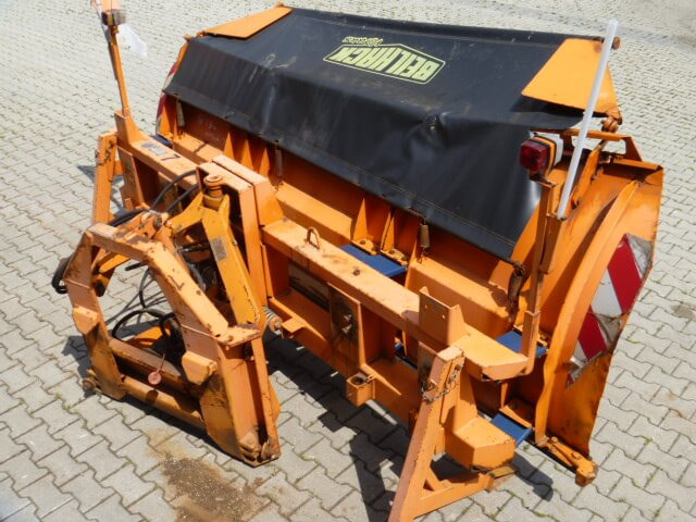 Unimog Schneepflug - Schneeschild Beilhack PV28-3 - Schneepflug: das Bild 4 Unimog Schneepflug - Schneeschild Beilhack PV28-3 - Schneepflug: das Bild 4