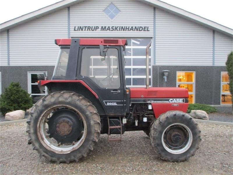 Case IH 844 XL 4wd traktor, en ejer fra ny - Traktor: das Bild 2 Case IH 844 XL 4wd traktor, en ejer fra ny - Traktor: das Bild 2