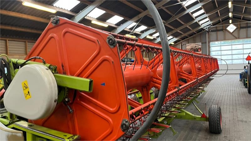 Mähdrescher Claas LEXION 560 Med ny bælter og 4wd: das Bild 11